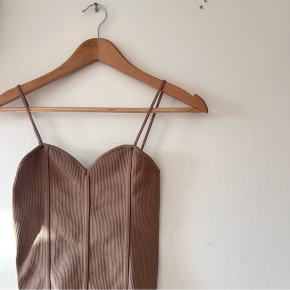 ZARA | Ribbed Sweetheart Neckline Bodysuit - Picture 3 of 6